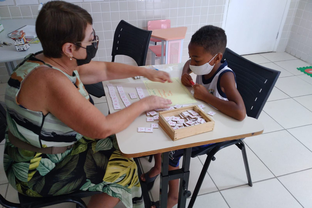 Educação Inclusiva Atende 800 Alunos Com Necessidades Educacionais ...